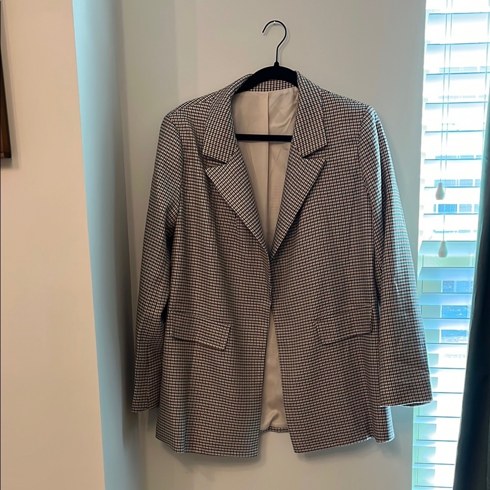 Classic Houndstooth Women's Blazer